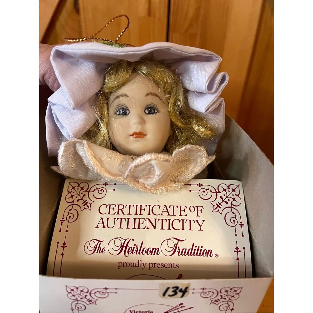The Heirloom Tradition Maud Humphrey Bogart Vintage Doll Head Ornament H1365 Vic